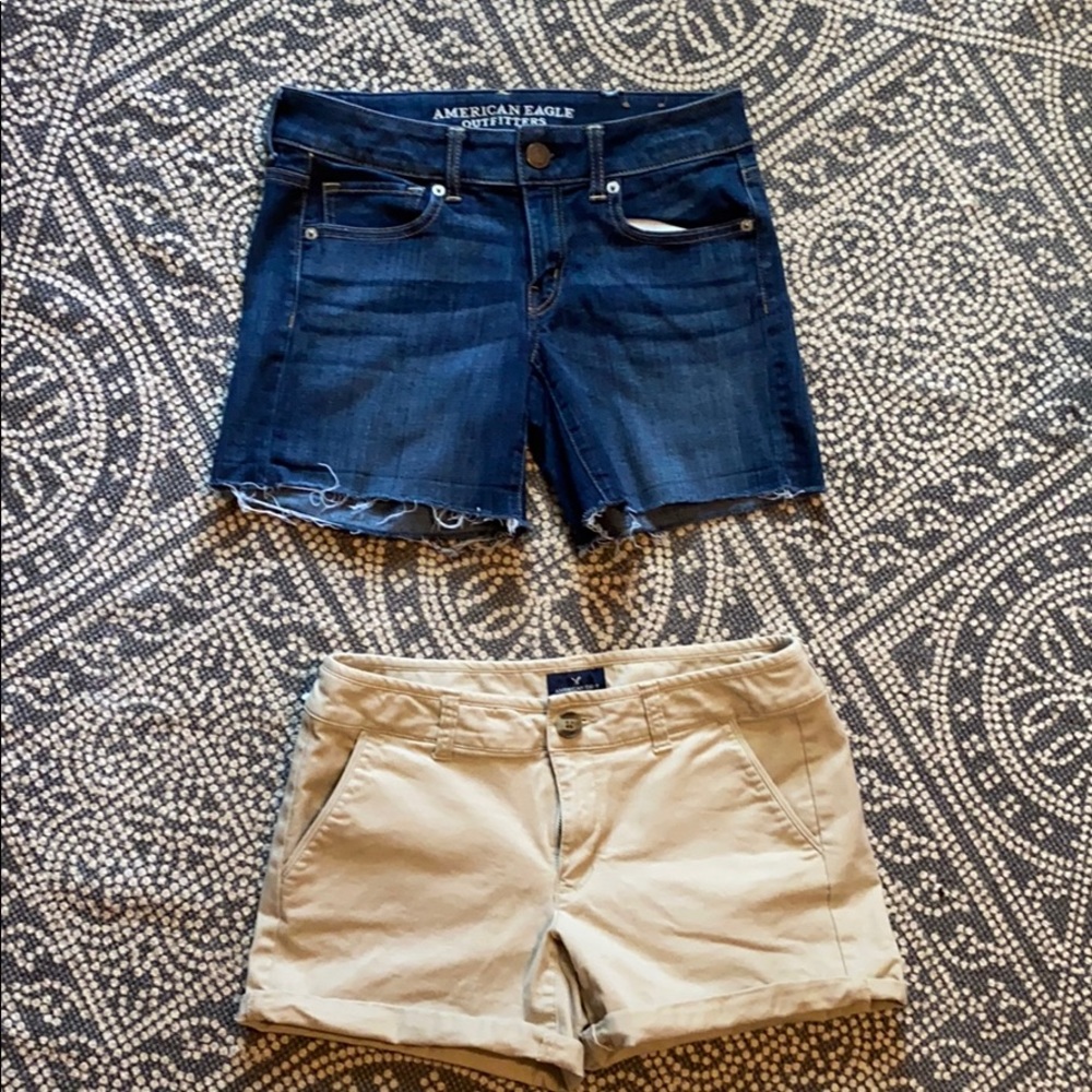 2 Pair Basically New American Eagle Shorts